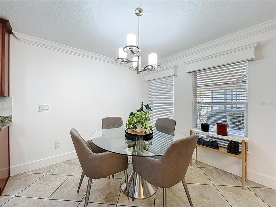 待售: $450,000 (3 贝兹, 2 浴室, 1675 平方英尺)