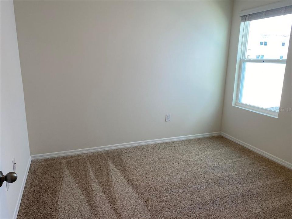 For Rent: $2,200 (3 beds, 2 baths, 1516 Square Feet)