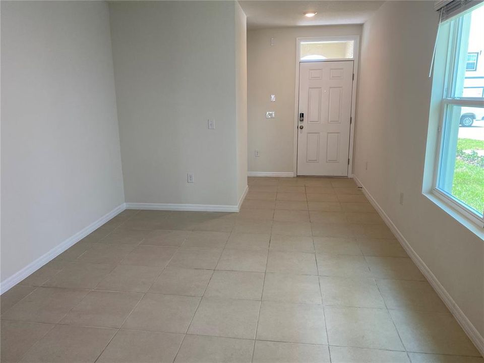 For Rent: $2,200 (3 beds, 2 baths, 1516 Square Feet)