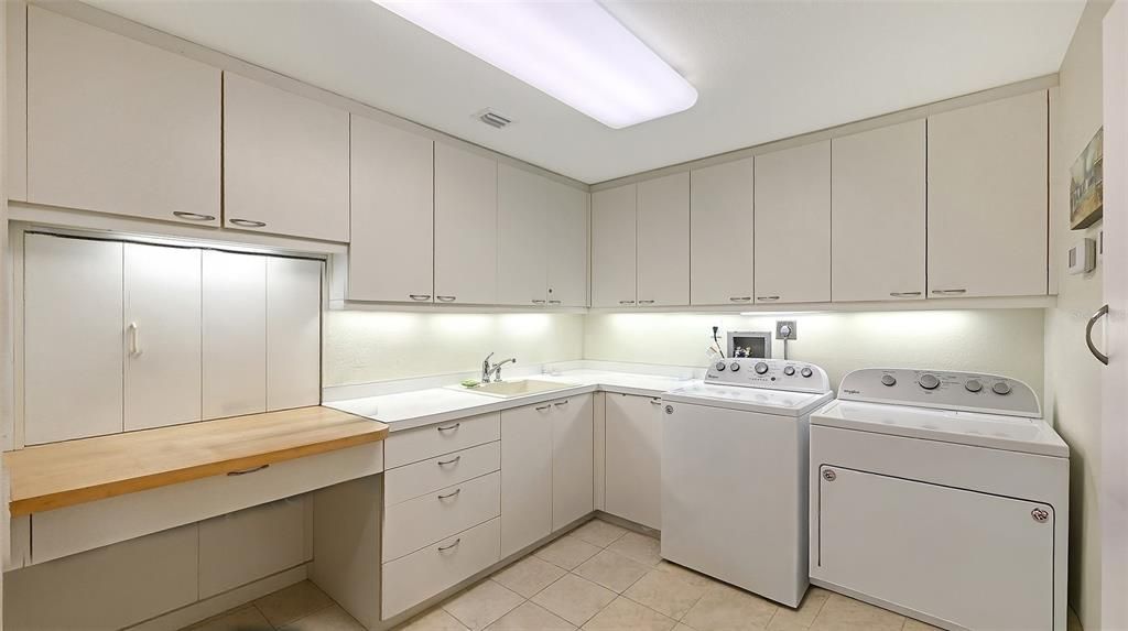 На продажу: $1,595,000 (3 спален, 3 ванн, 3083 Квадратных фут)