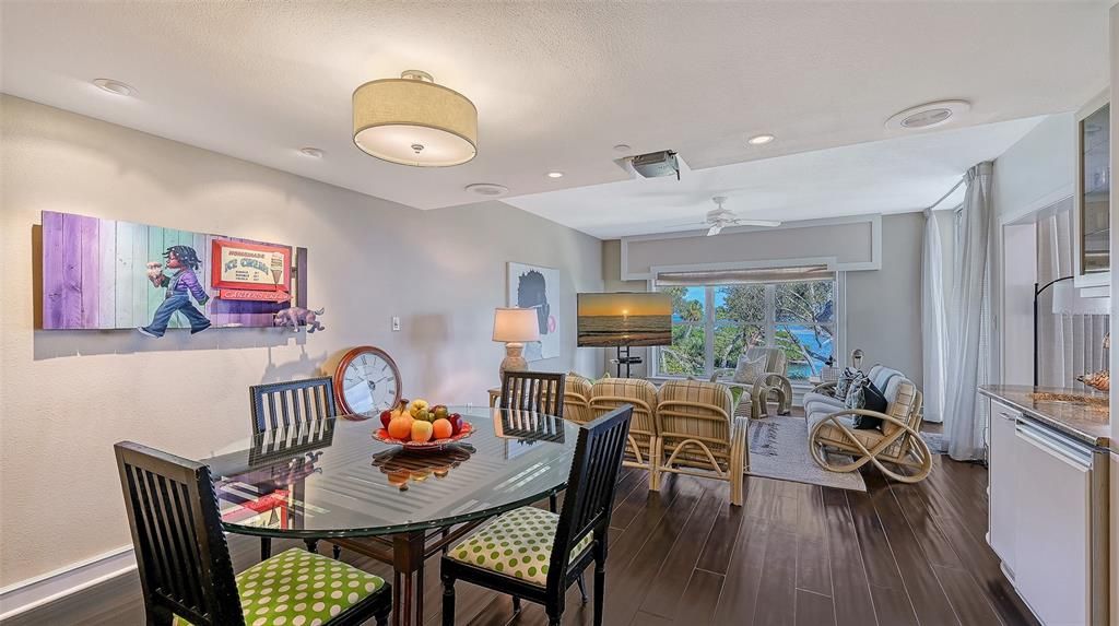 На продажу: $1,595,000 (3 спален, 3 ванн, 3083 Квадратных фут)