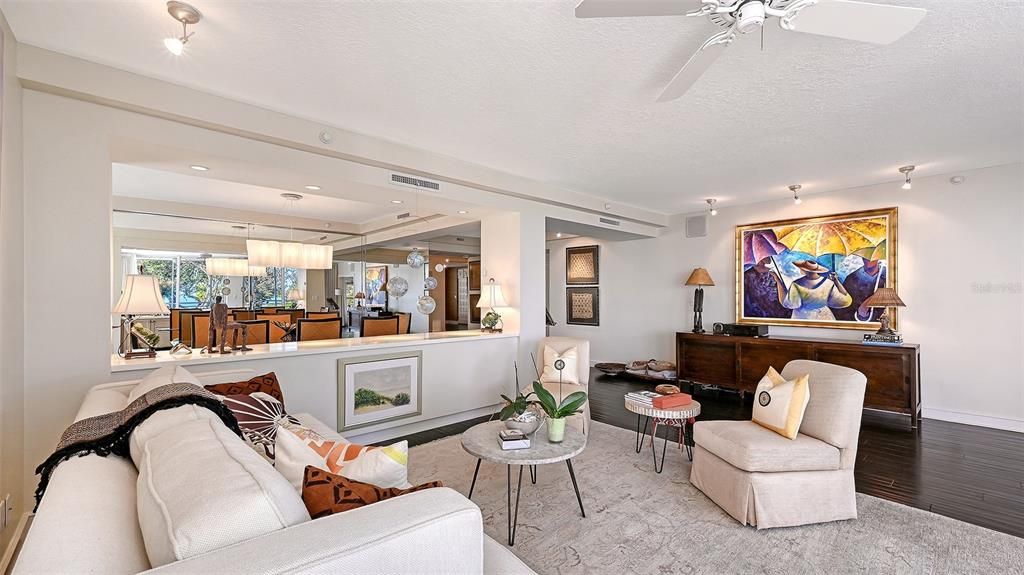 На продажу: $1,595,000 (3 спален, 3 ванн, 3083 Квадратных фут)