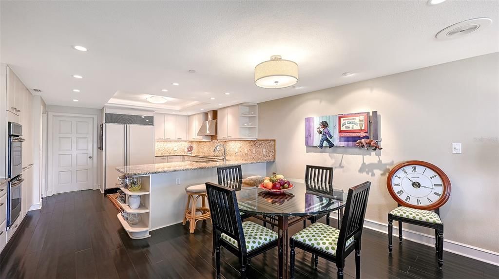 На продажу: $1,595,000 (3 спален, 3 ванн, 3083 Квадратных фут)