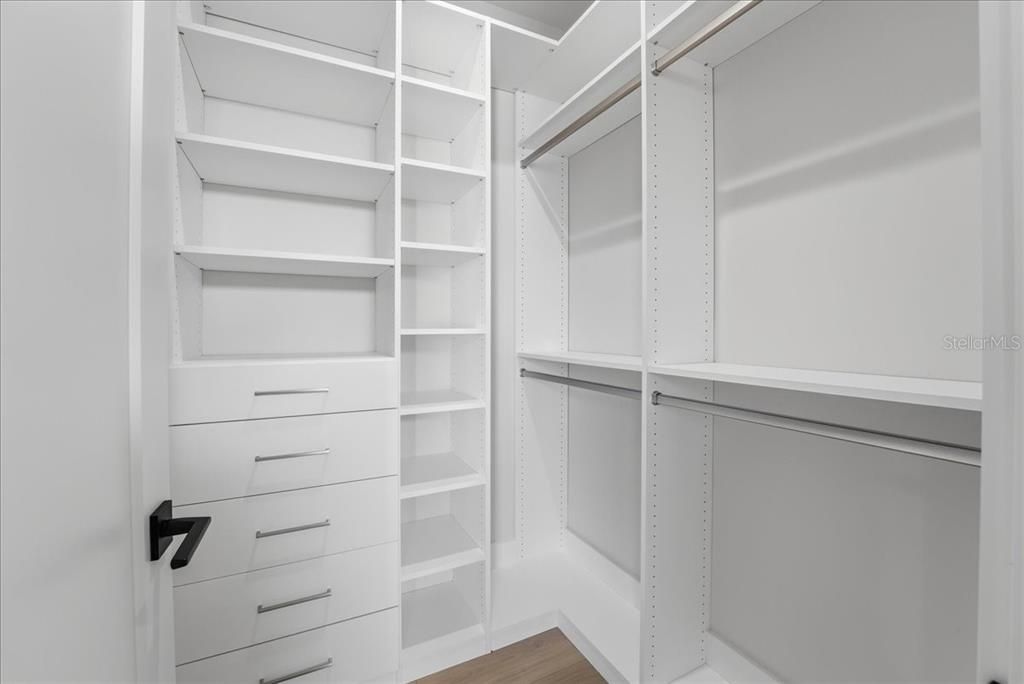 En Venta: $2,999,999 (4 camas, 4 baños, 4460 Pies cuadrados)