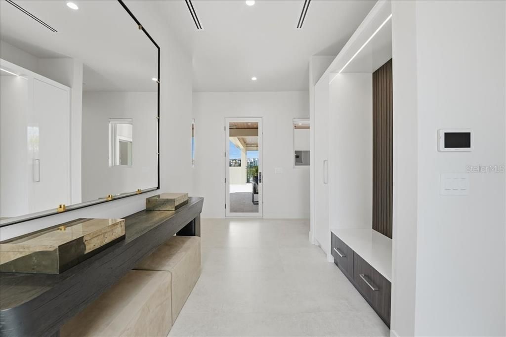 En Venta: $2,999,999 (4 camas, 4 baños, 4460 Pies cuadrados)