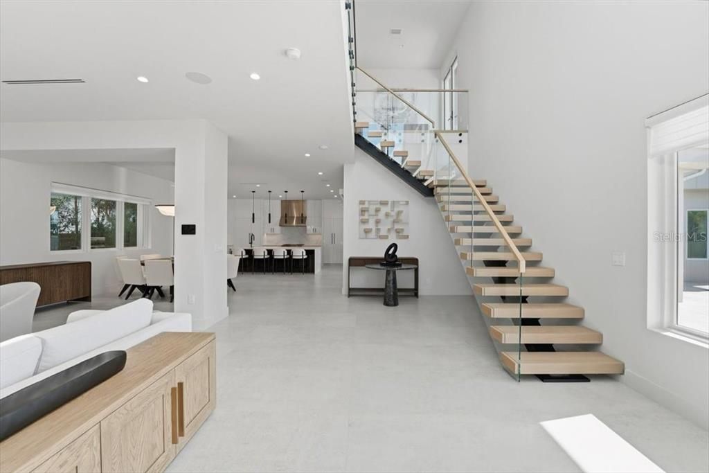 En Venta: $2,999,999 (4 camas, 4 baños, 4460 Pies cuadrados)