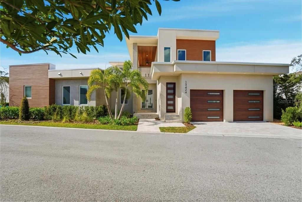 En Venta: $2,999,999 (4 camas, 4 baños, 4460 Pies cuadrados)