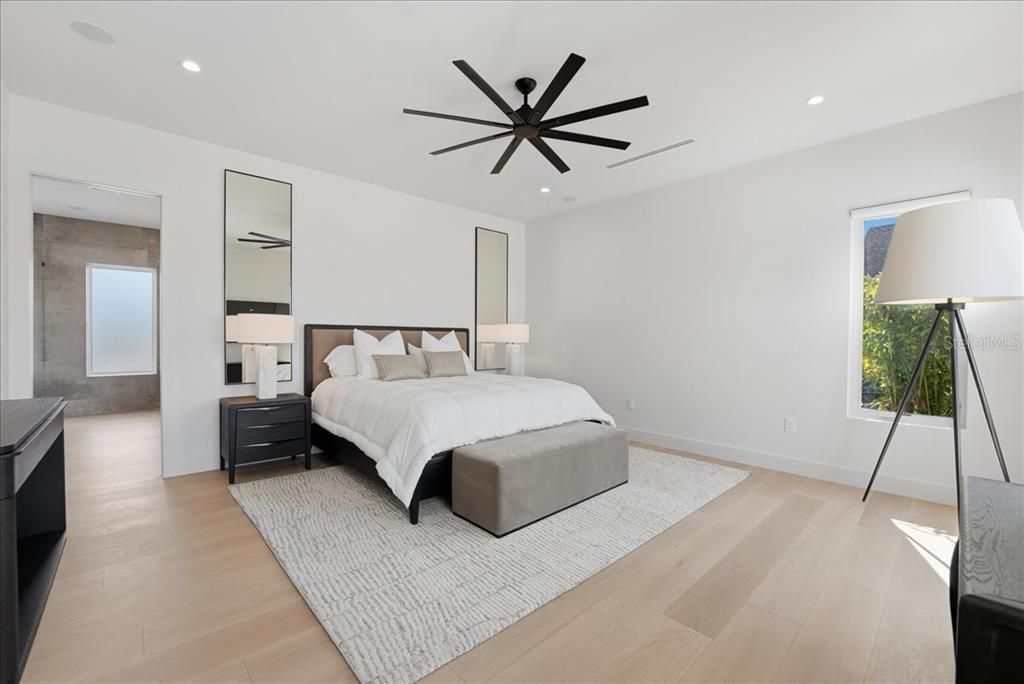 En Venta: $2,999,999 (4 camas, 4 baños, 4460 Pies cuadrados)