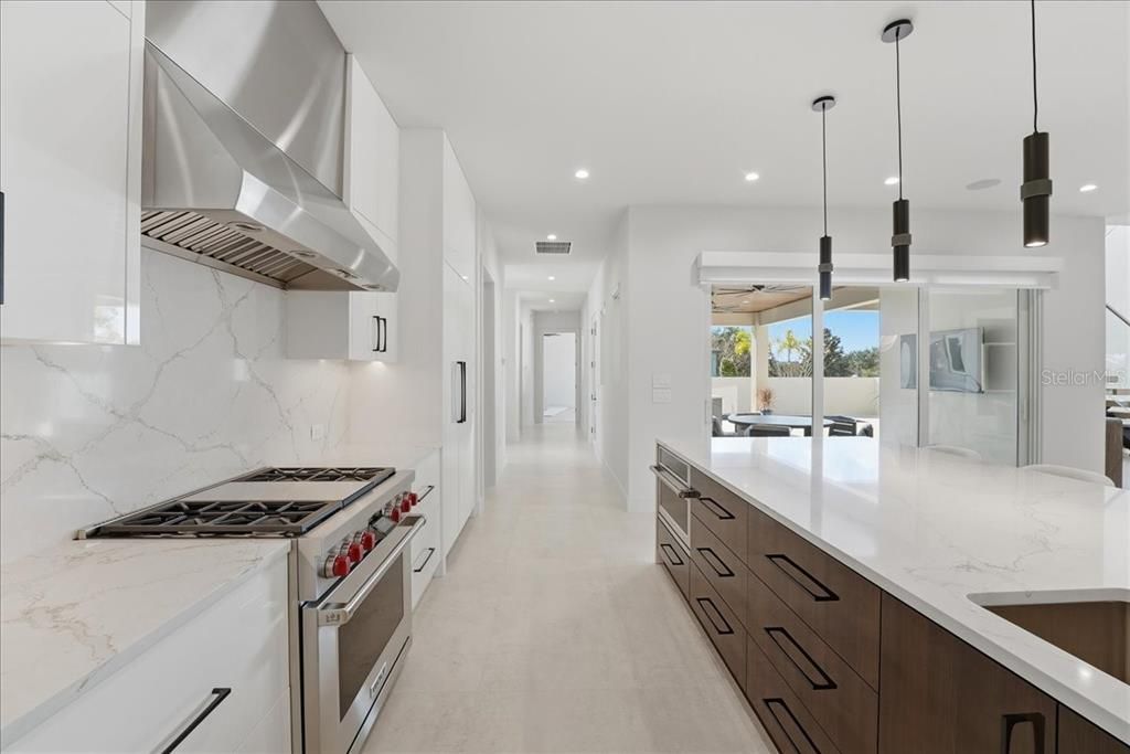 En Venta: $2,999,999 (4 camas, 4 baños, 4460 Pies cuadrados)