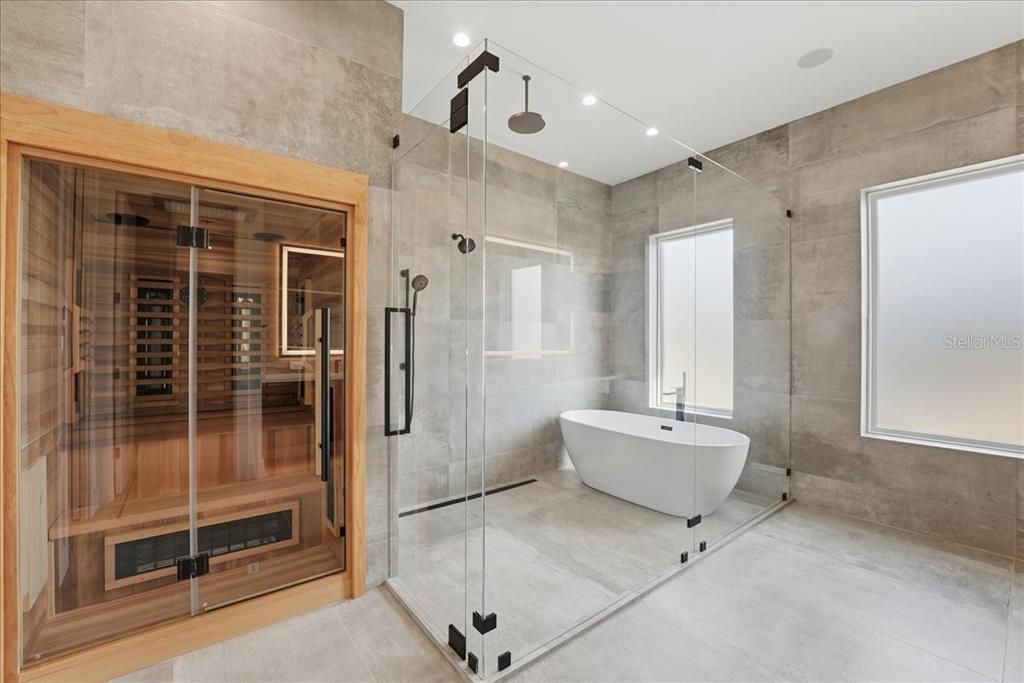 En Venta: $2,999,999 (4 camas, 4 baños, 4460 Pies cuadrados)