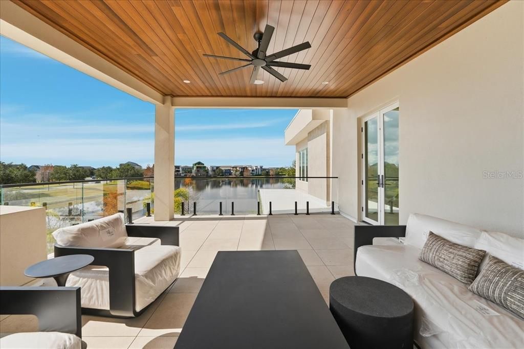En Venta: $2,999,999 (4 camas, 4 baños, 4460 Pies cuadrados)