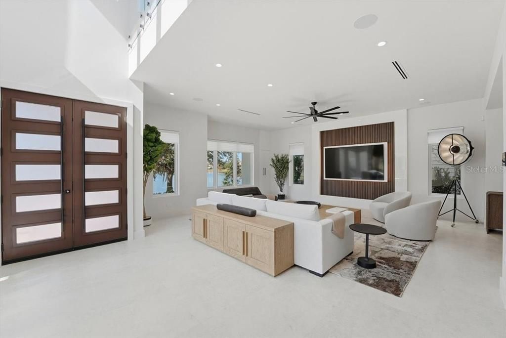 En Venta: $2,999,999 (4 camas, 4 baños, 4460 Pies cuadrados)