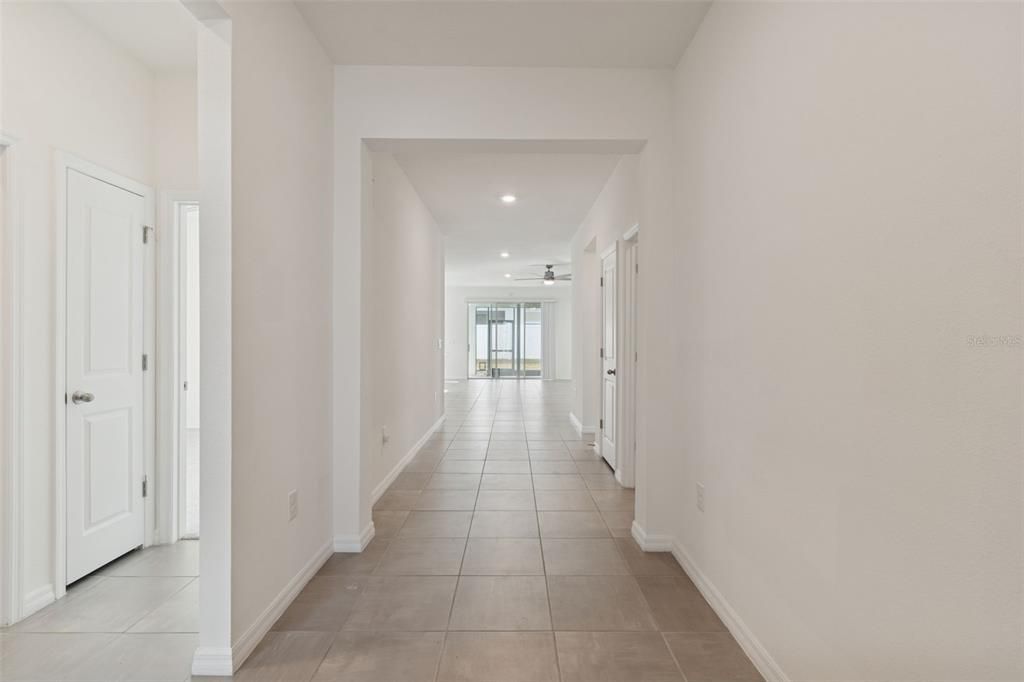 For Rent: $2,400 (4 beds, 2 baths, 2046 Square Feet)