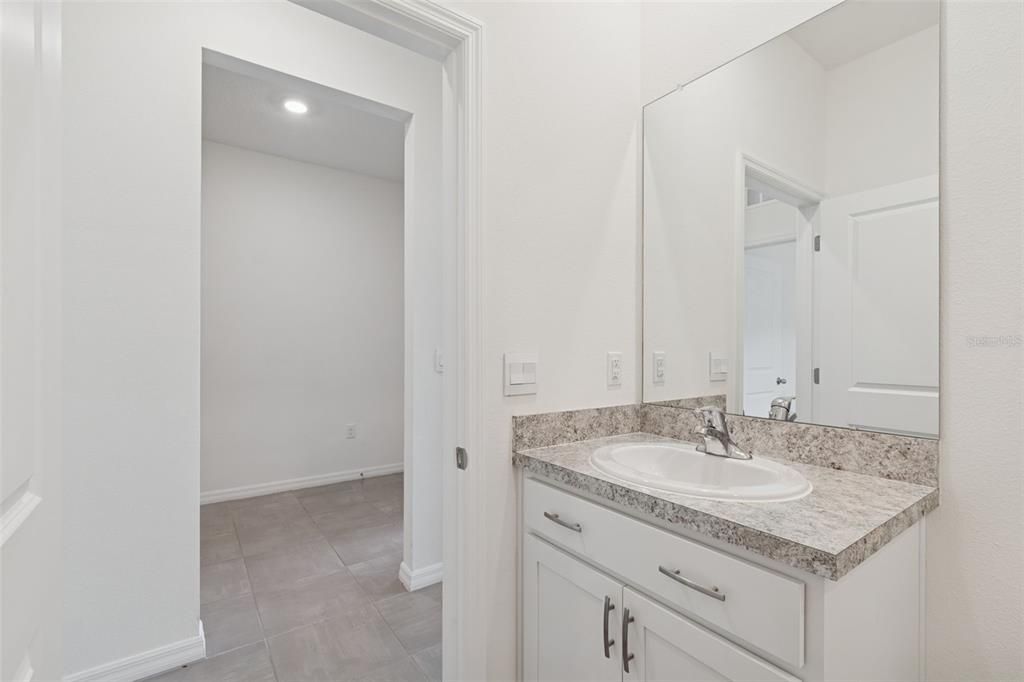 For Rent: $2,400 (4 beds, 2 baths, 2046 Square Feet)