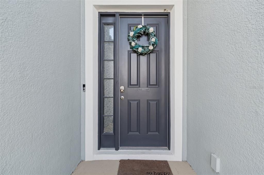 For Rent: $2,400 (4 beds, 2 baths, 2046 Square Feet)