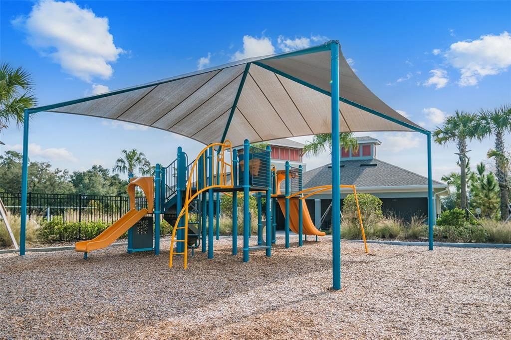 For Rent: $2,400 (4 beds, 2 baths, 2046 Square Feet)