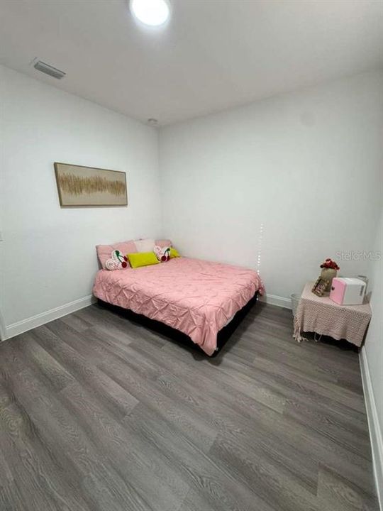 For Rent: $2,200 (3 beds, 2 baths, 1499 Square Feet)