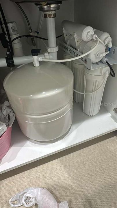 For Rent: $2,200 (3 beds, 2 baths, 1499 Square Feet)