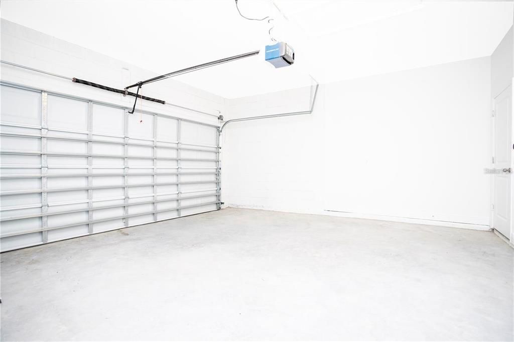 En Venta: $295,000 (4 camas, 2 baños, 1578 Pies cuadrados)