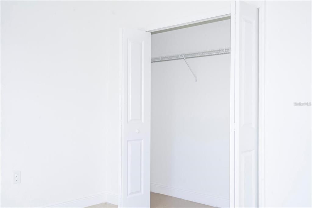 En Venta: $295,000 (4 camas, 2 baños, 1578 Pies cuadrados)