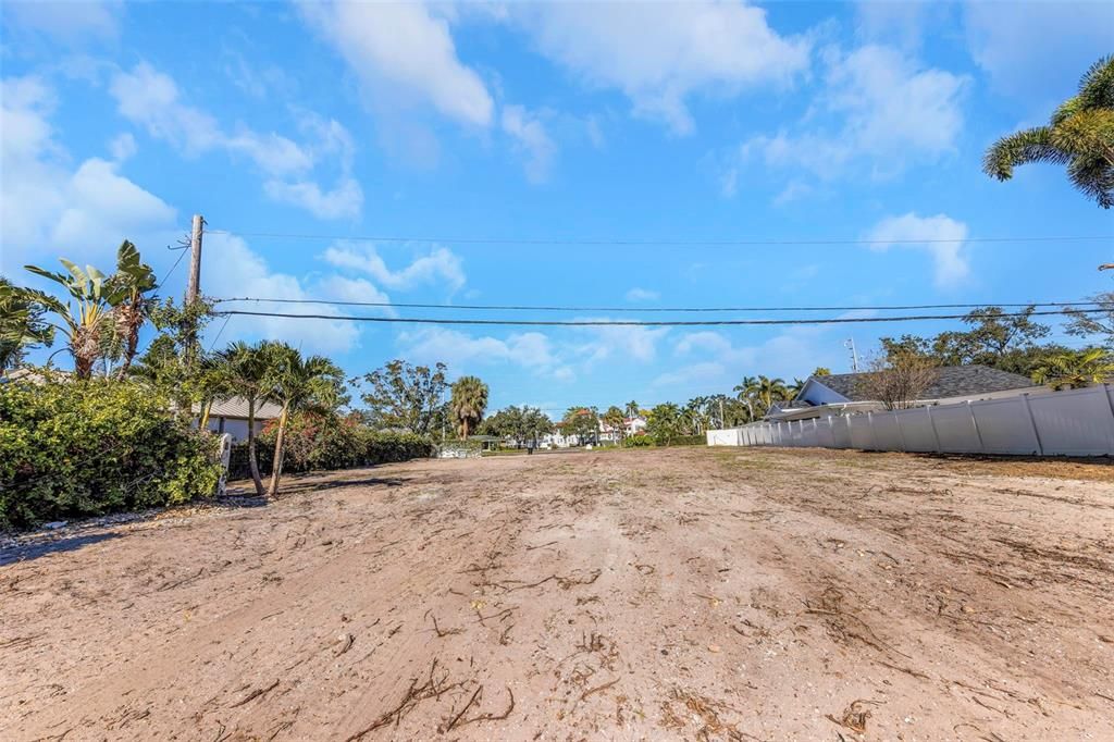 For Sale: $10,000,000 (0.35 acres)