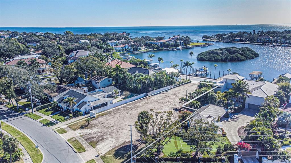 For Sale: $10,000,000 (0.35 acres)