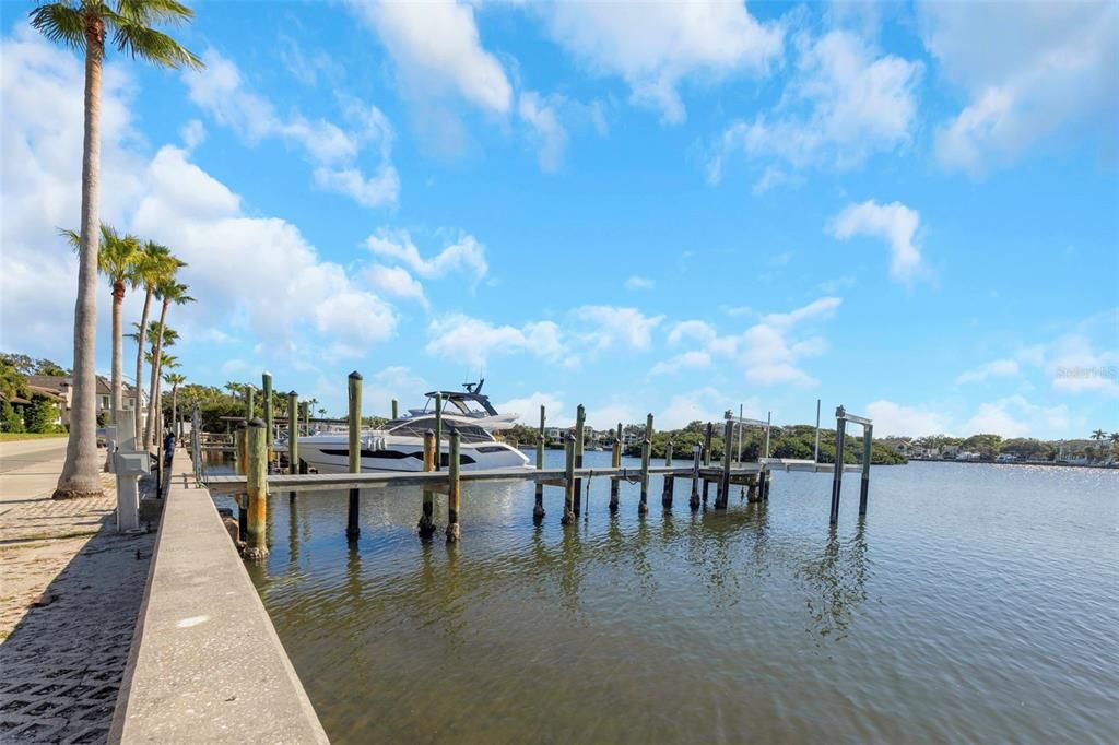 For Sale: $10,000,000 (0.35 acres)