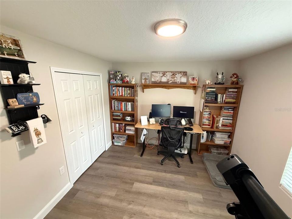 待售: $259,900 (3 贝兹, 2 浴室, 1368 平方英尺)