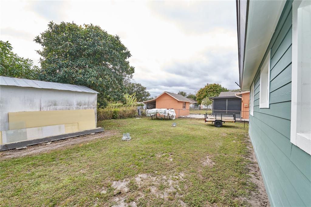 На продажу: $359,000 (3 спален, 2 ванн, 1225 Квадратных фут)