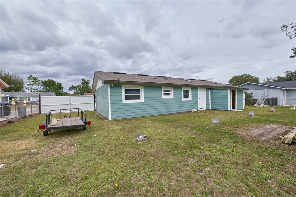 На продажу: $359,000 (3 спален, 2 ванн, 1225 Квадратных фут)