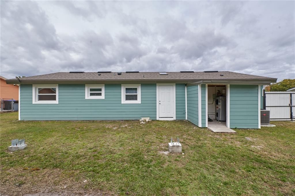 На продажу: $359,000 (3 спален, 2 ванн, 1225 Квадратных фут)