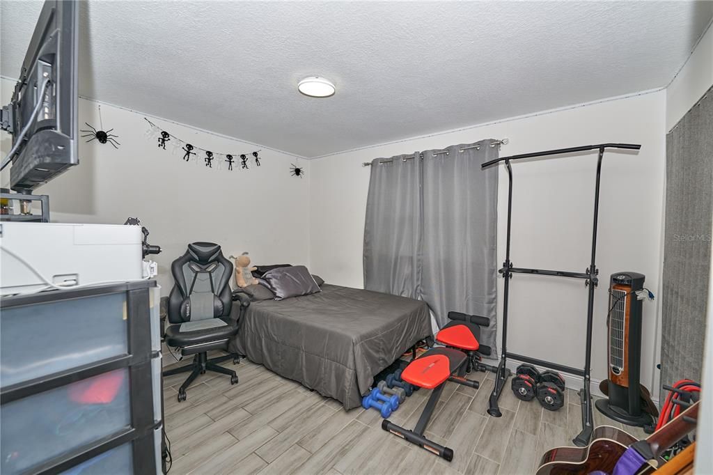 На продажу: $359,000 (3 спален, 2 ванн, 1225 Квадратных фут)