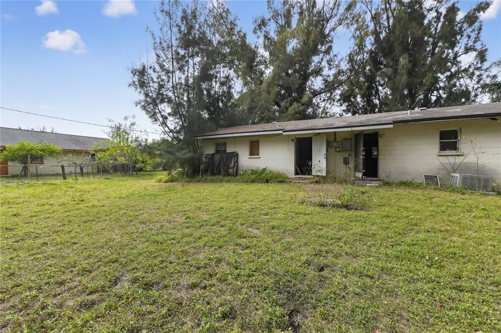 На продажу: $255,000 (4 спален, 2 ванн, 1540 Квадратных фут)