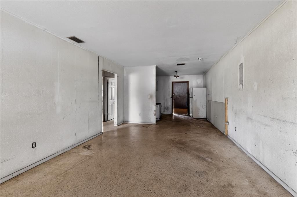 На продажу: $255,000 (4 спален, 2 ванн, 1540 Квадратных фут)