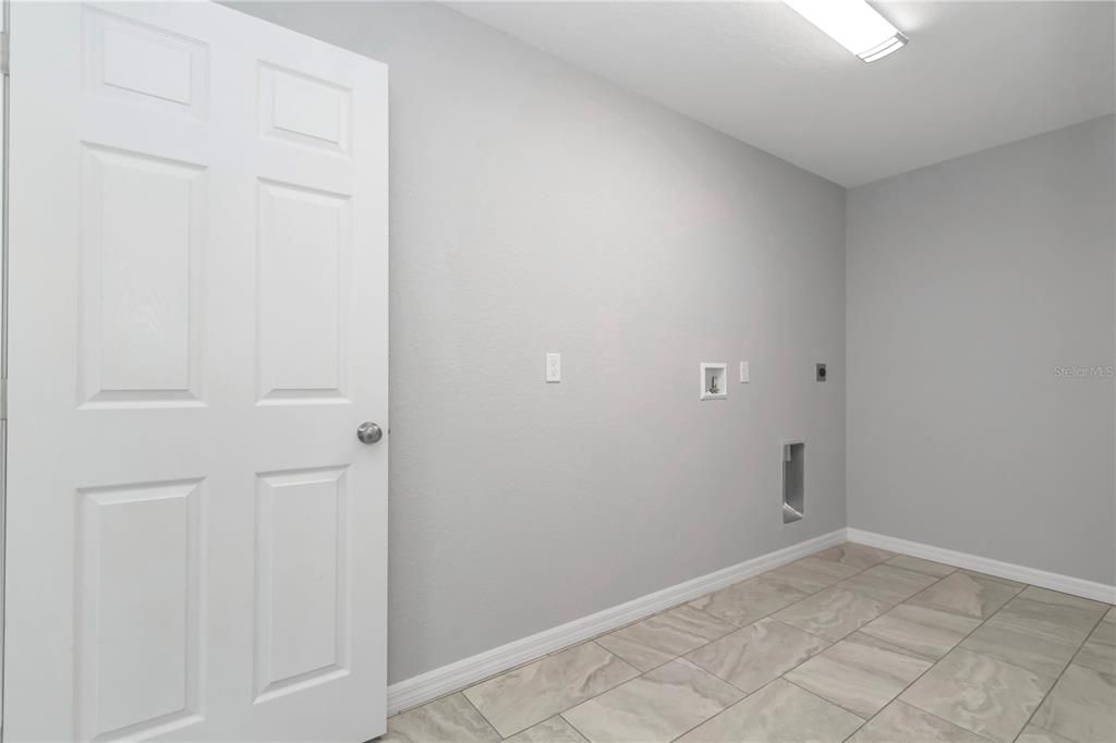 En Venta: $289,900 (3 camas, 2 baños, 1387 Pies cuadrados)