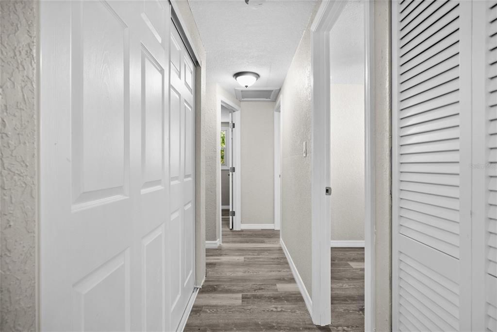 For Sale: $270,000 (3 beds, 1 baths, 1204 Square Feet)