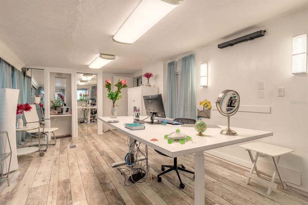 For Sale: $475,000 (3 beds, 2 baths, 1776 Square Feet)