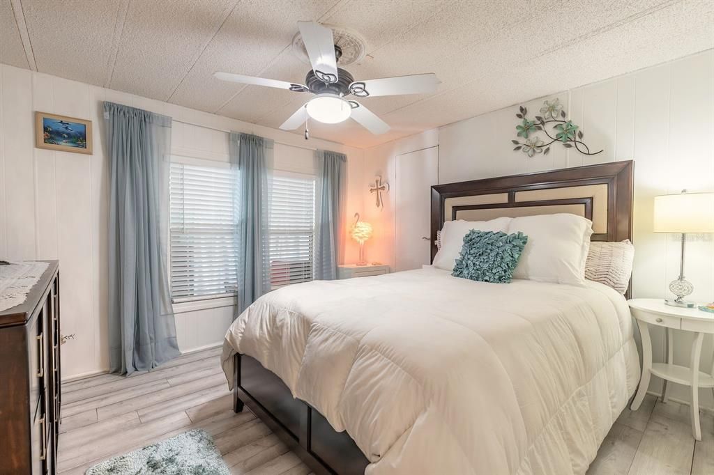 For Sale: $475,000 (3 beds, 2 baths, 1776 Square Feet)