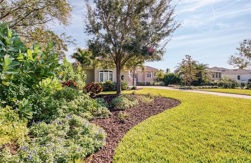 待售: $3,250,000 (5 贝兹, 4 浴室, 4367 平方英尺)