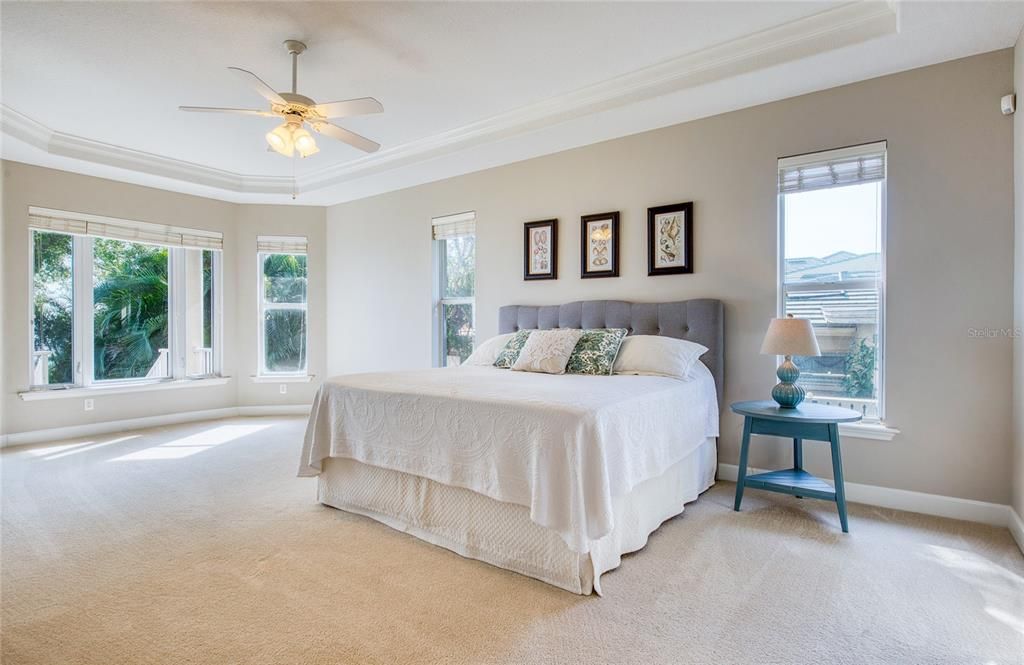 待售: $3,250,000 (5 贝兹, 4 浴室, 4367 平方英尺)