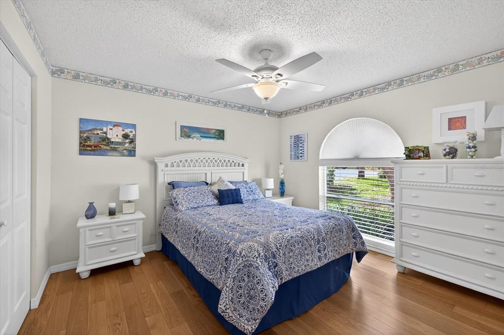 待售: $585,000 (3 贝兹, 2 浴室, 2028 平方英尺)