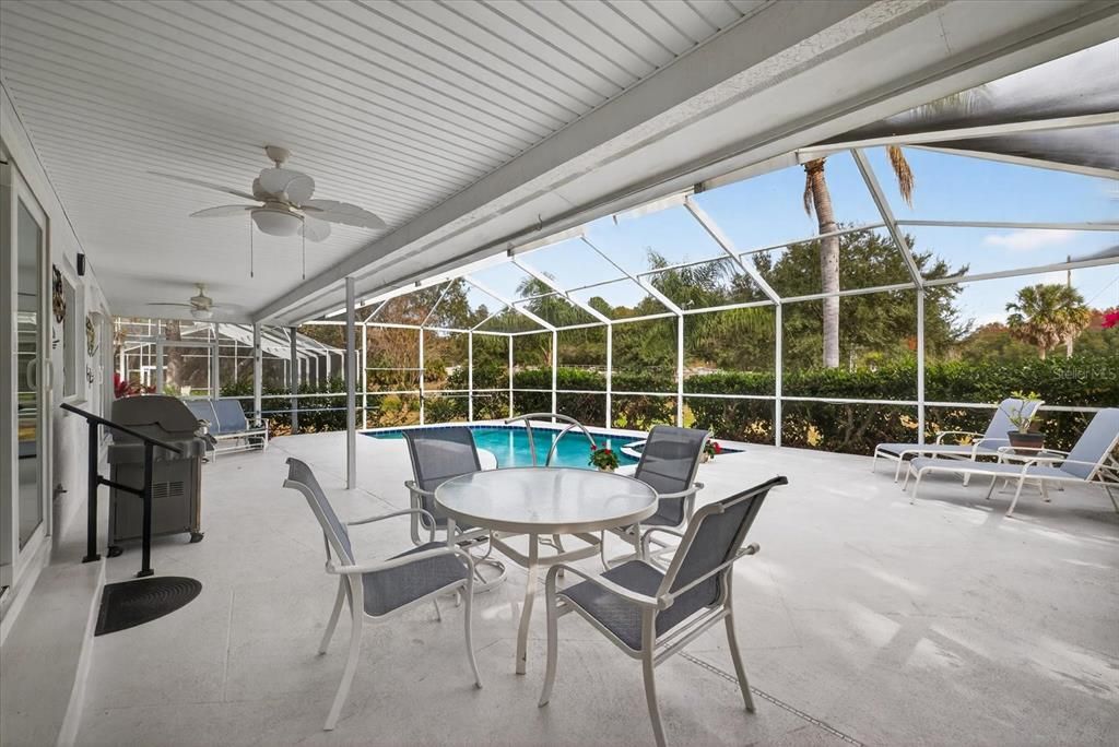 待售: $585,000 (3 贝兹, 2 浴室, 2028 平方英尺)