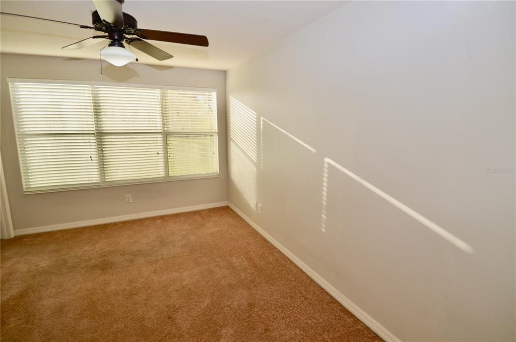 待售: $240,000 (2 贝兹, 2 浴室, 1252 平方英尺)