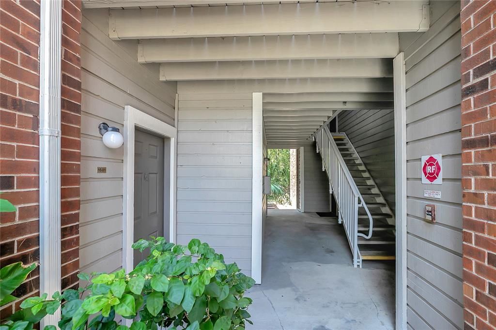 待售: $139,900 (2 贝兹, 2 浴室, 890 平方英尺)