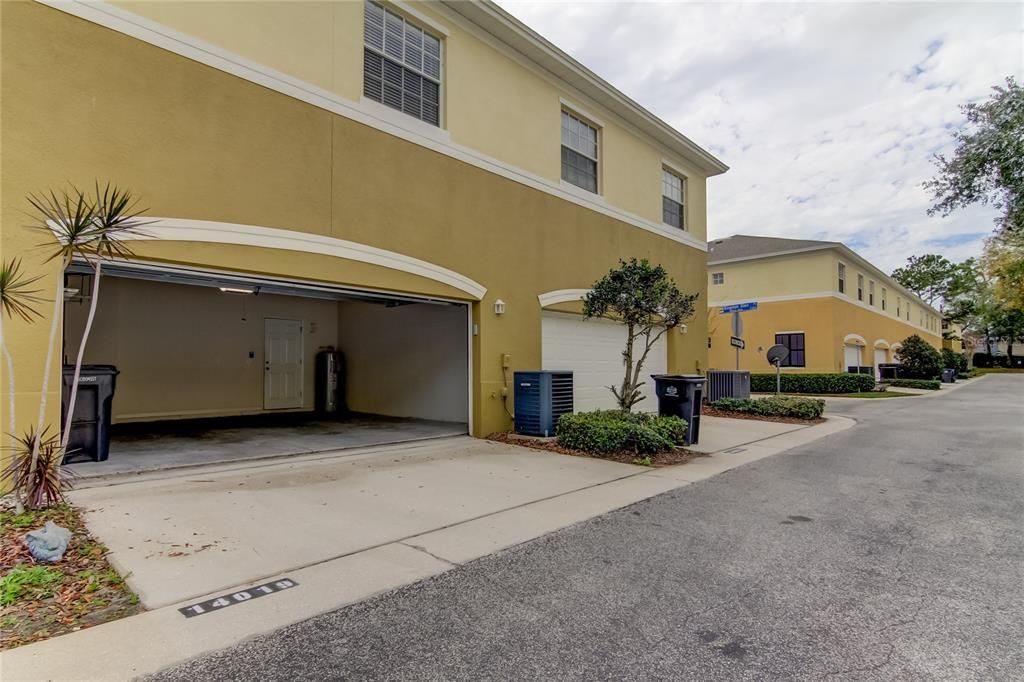 For Rent: $2,350 (2 beds, 2 baths, 1598 Square Feet)