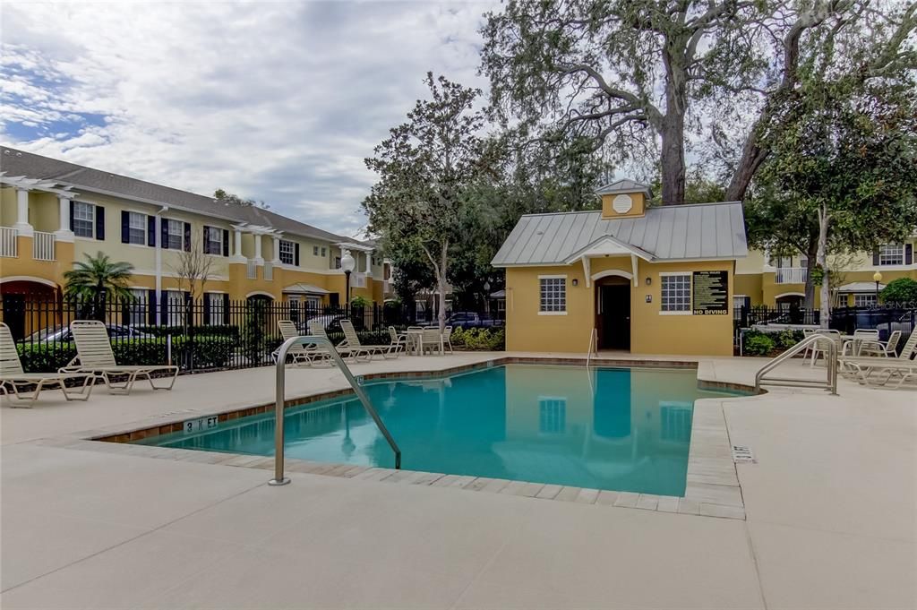 For Rent: $2,350 (2 beds, 2 baths, 1598 Square Feet)