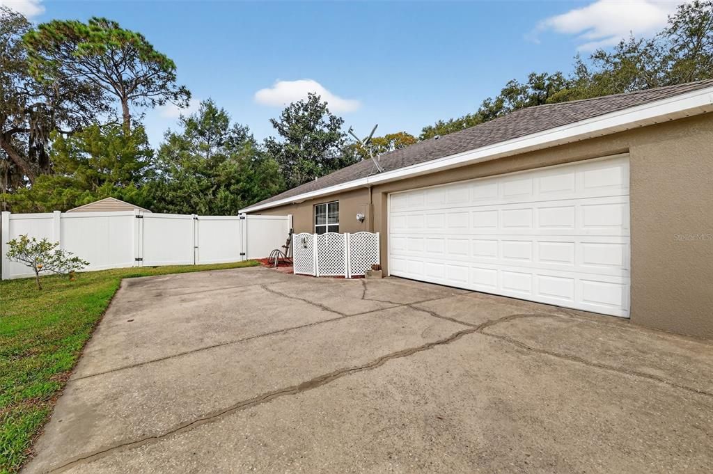 For Sale: $435,000 (3 beds, 2 baths, 2312 Square Feet)