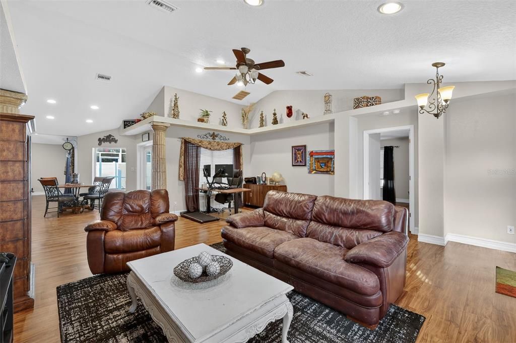 For Sale: $435,000 (3 beds, 2 baths, 2312 Square Feet)