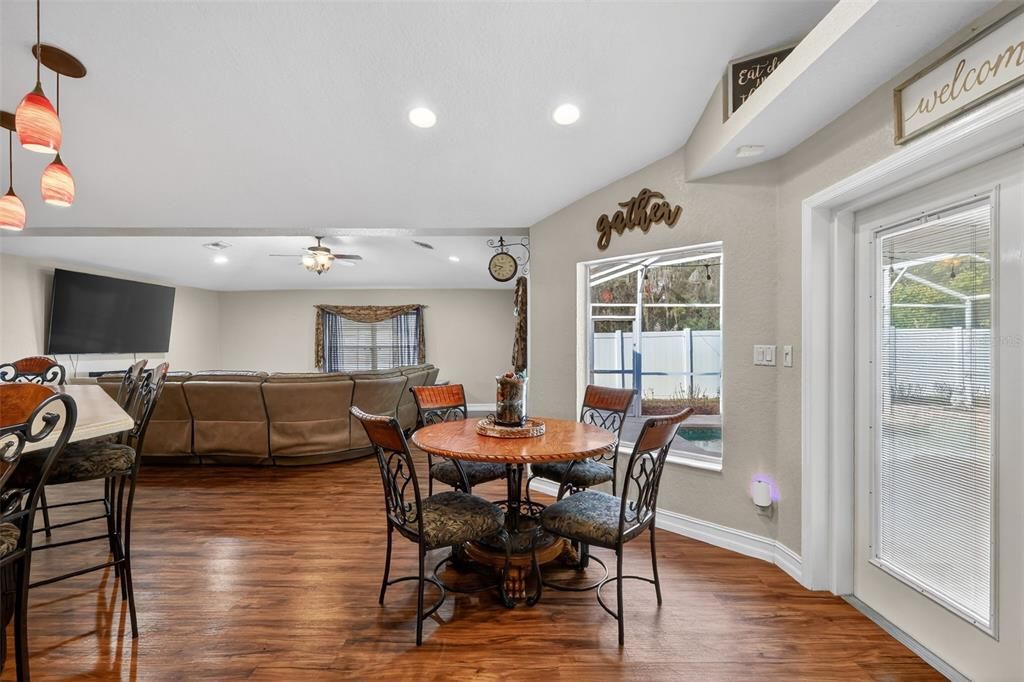 For Sale: $435,000 (3 beds, 2 baths, 2312 Square Feet)