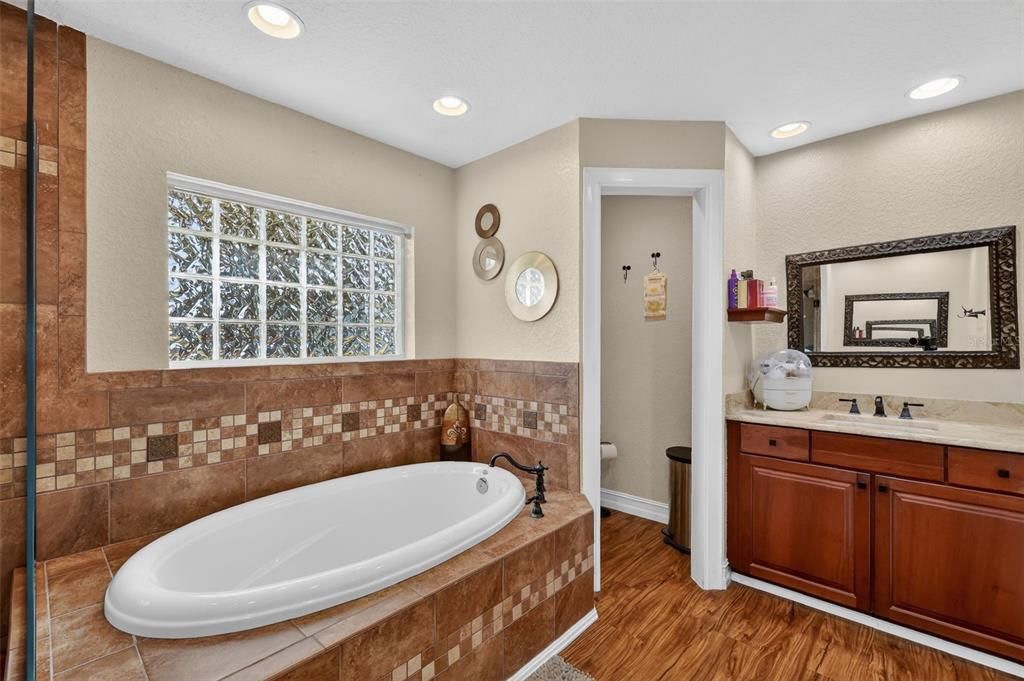 For Sale: $435,000 (3 beds, 2 baths, 2312 Square Feet)